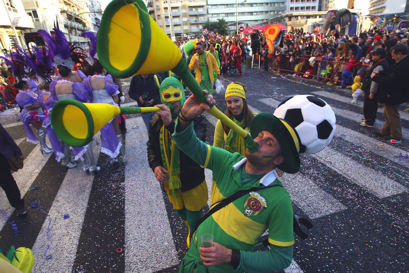 Itinerarios de actos, cabalgata y coros en el Carnaval de Cádiz 2015