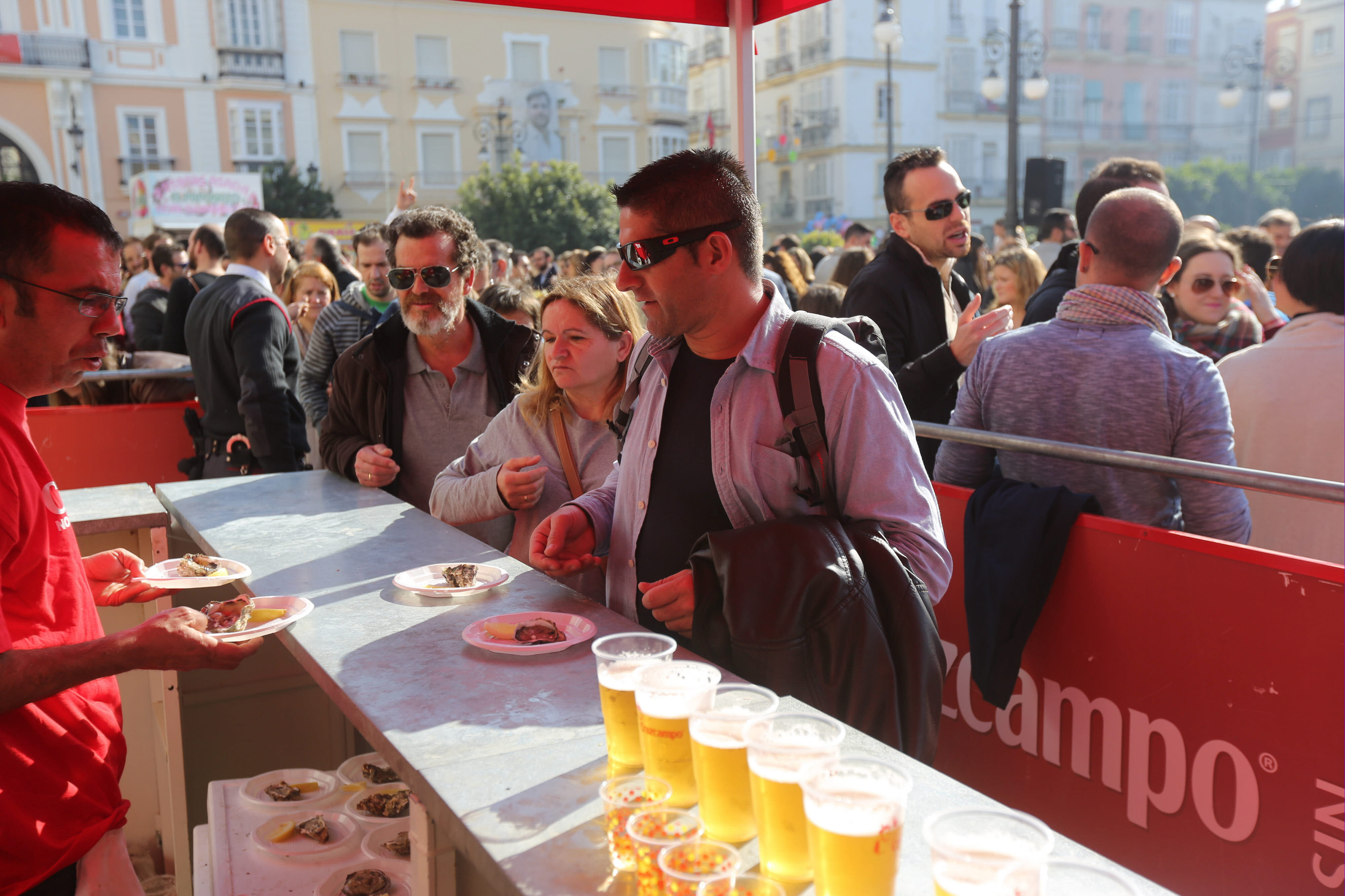 La Pestiñada abre el sábado las grandes citas del Carnaval de Cádiz