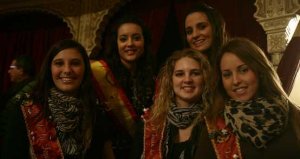 Noche de locura en las tablas y en el gallinero