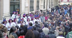 La democracia coplera, real y coral
