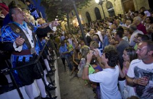 Los coros barajan un plante al carrusel de verano por la deuda del Consistorio