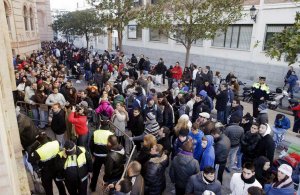 Fiestas prevé cambios para erradicar las colas en 2013