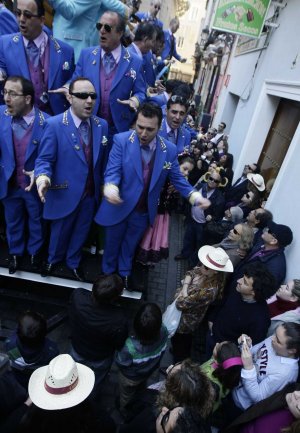 Coplas que suenan a despedida