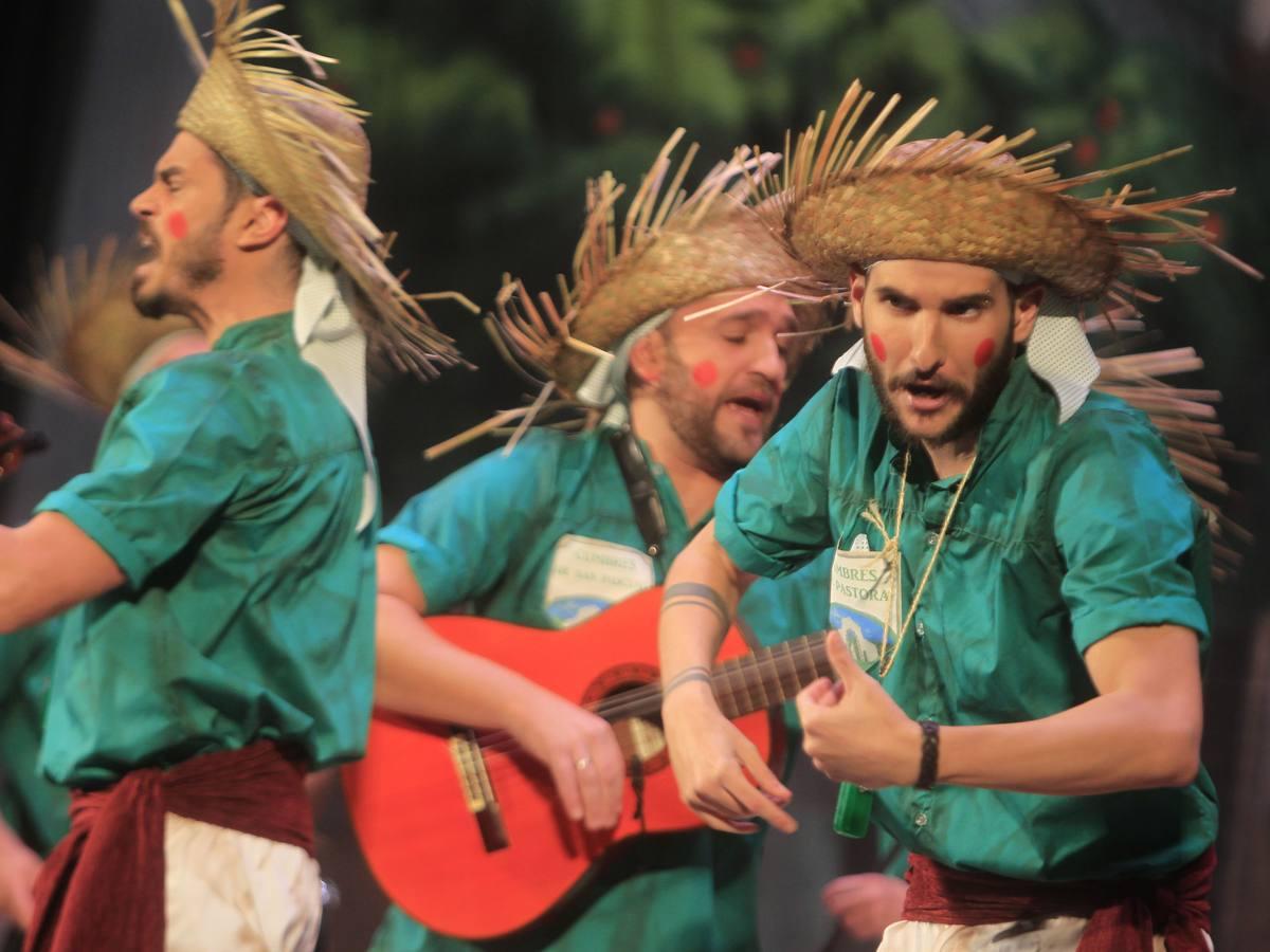 Los más madrugadores del Carnaval de Cádiz 2018
