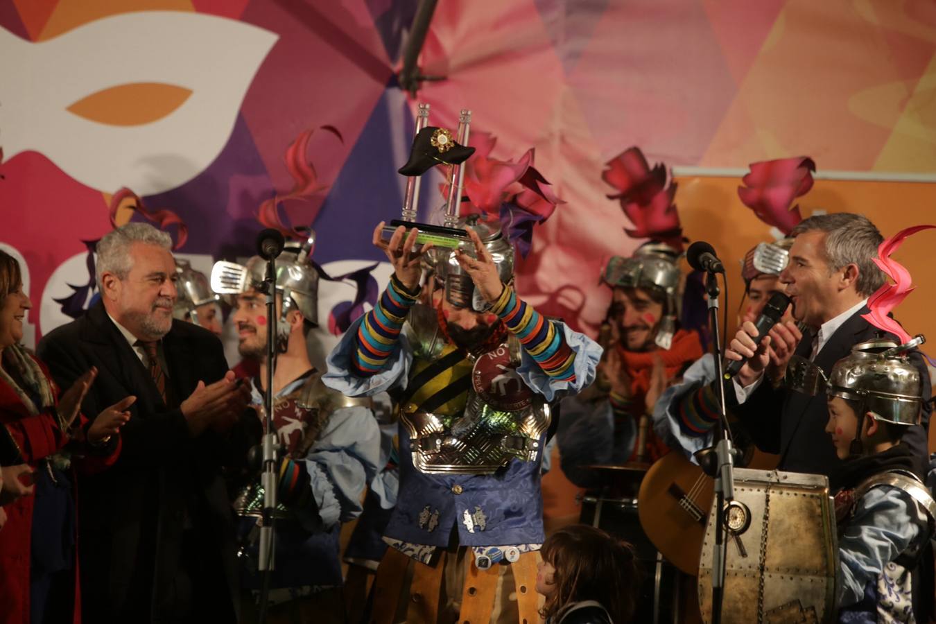 Los imprescindibles reciben la Aguja de Oro