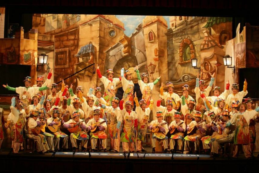 'El circo del sol' deslumbra al Falla