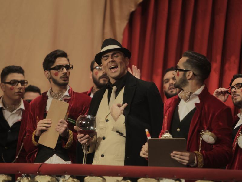 La comparsa 'Un fallo lo tiene cualquiera', la más popular del Carnaval 2016