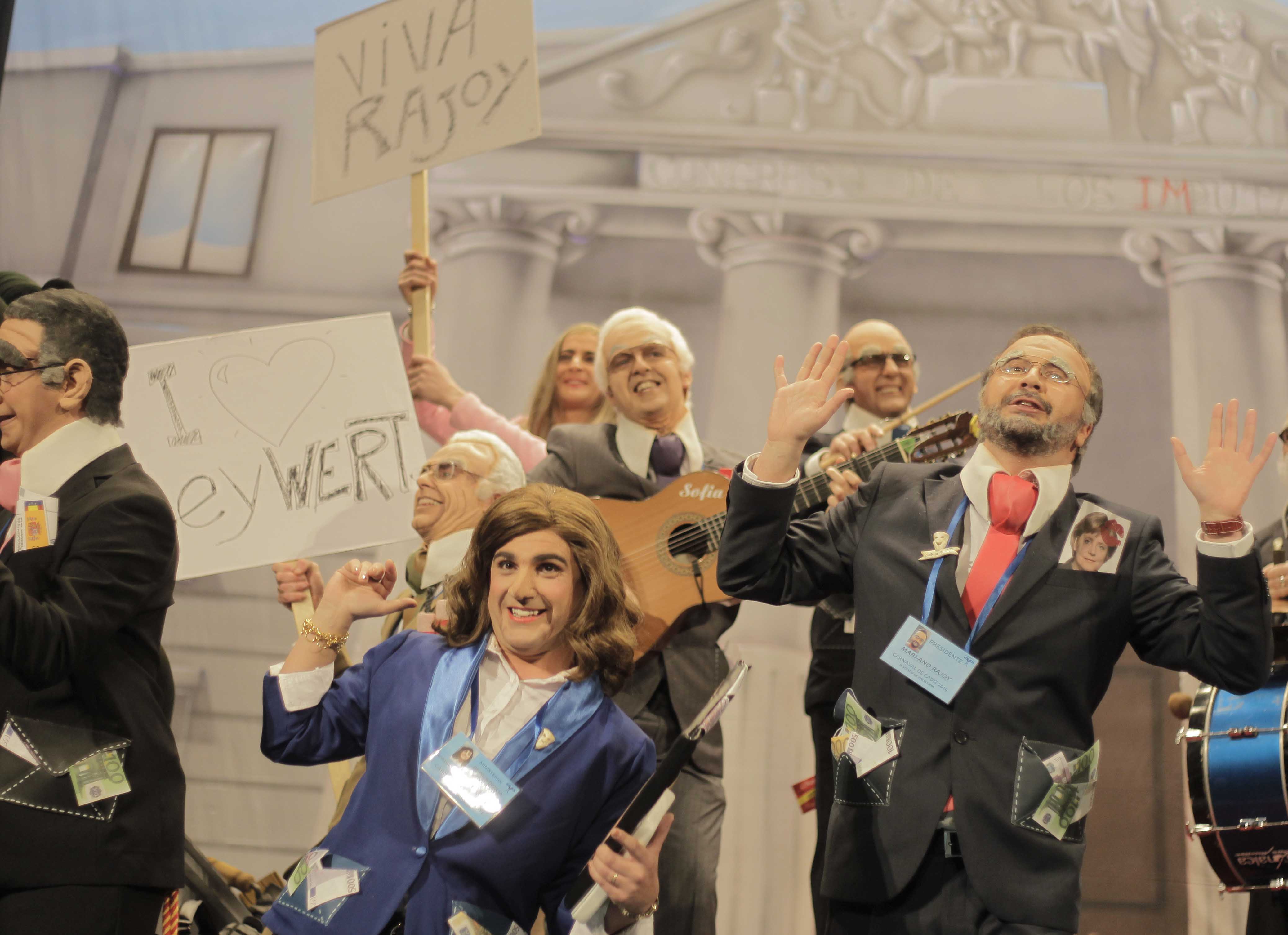 Los ministros de Vera Luque, reyes del Falla