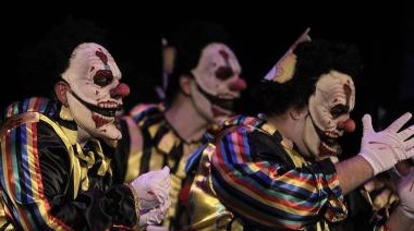 El jurado descalifica a la comparsa 'El circo de la vida'