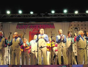 La Antología de los Majaras da la bienvenida al Carnaval portuense