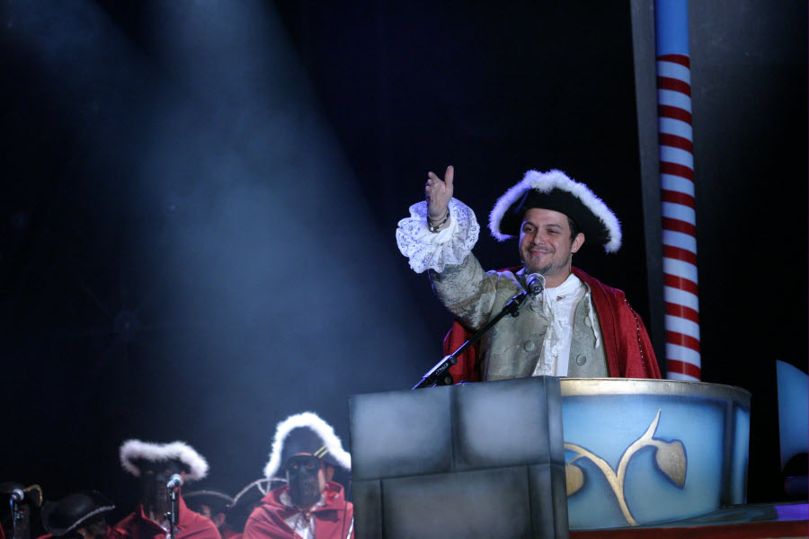 Alejandro Sanz se engancha al COAC