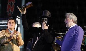 Desplantes y alegría en el Homenaje al Comparsista