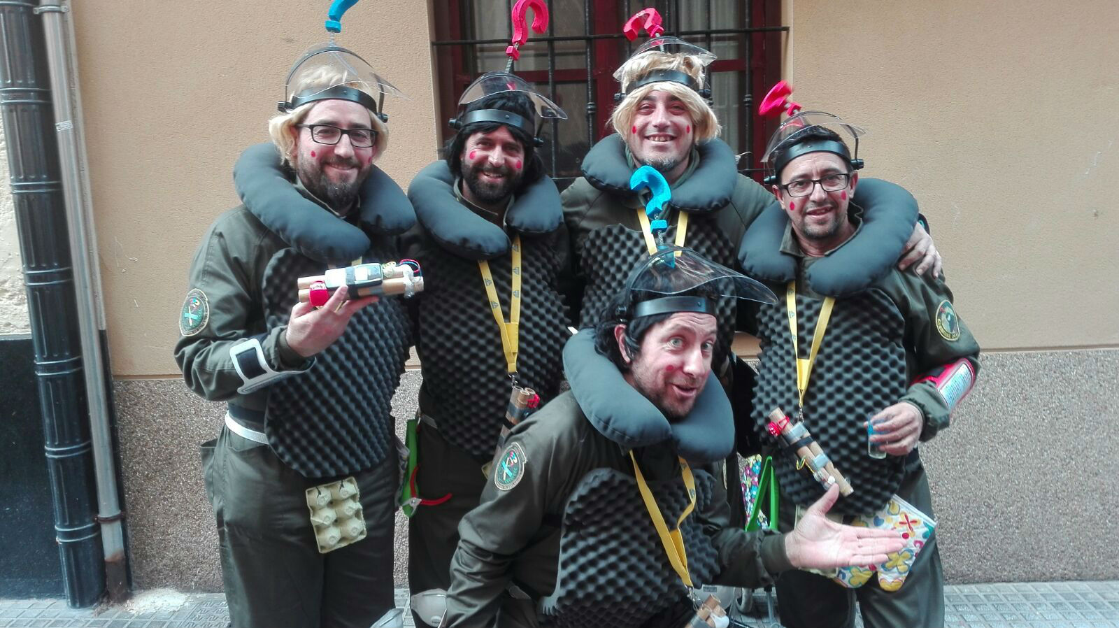 Los indecisos