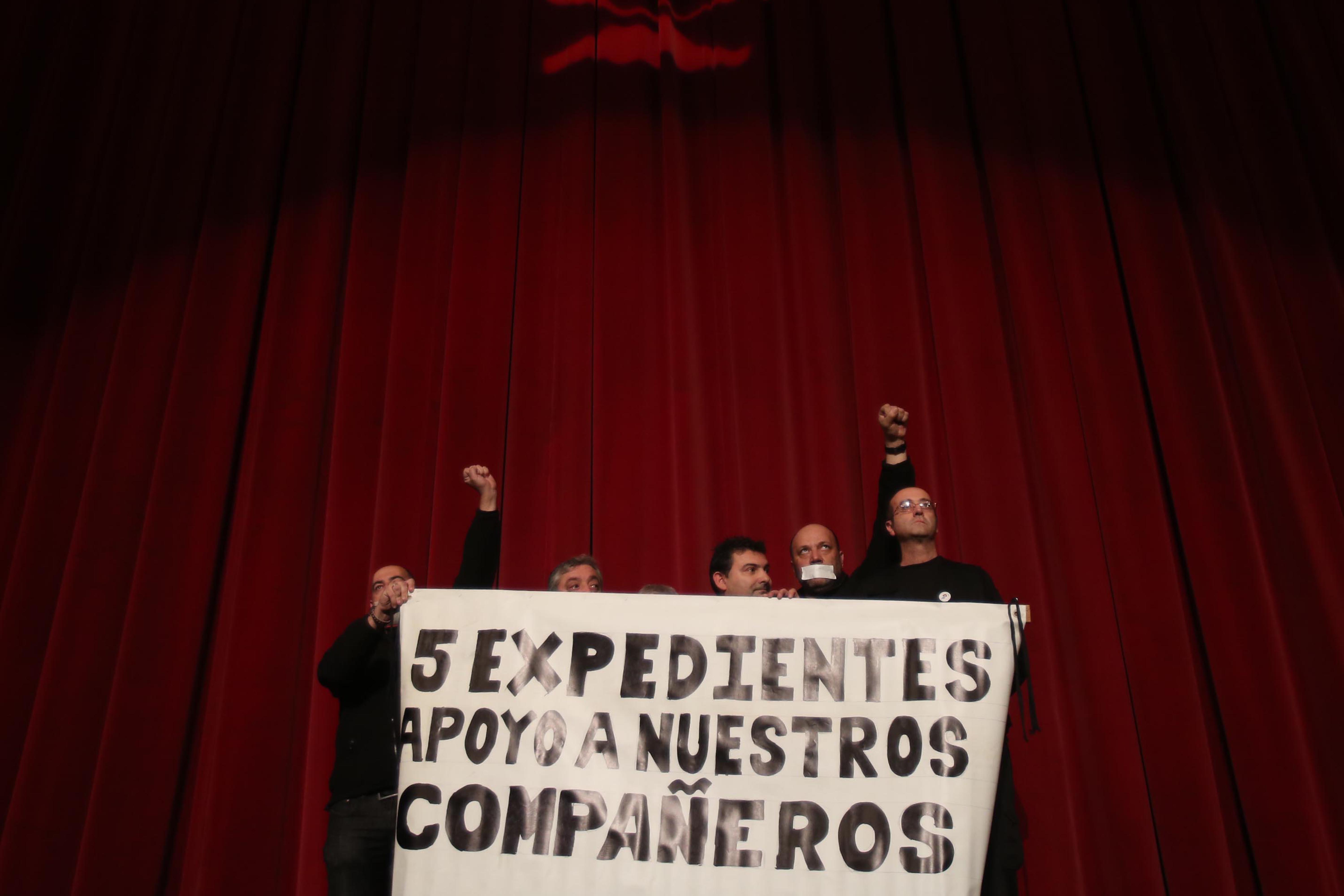 Protesta de los tramoyistas del teatro Falla