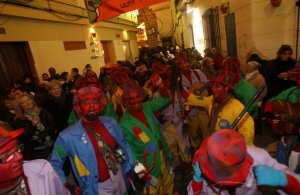 Encuentro de chirigotas callejeras en Los Apóstoles