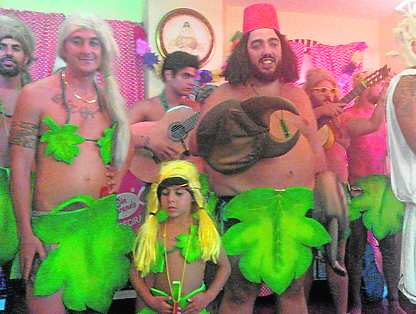 Las coplas antiguas recuperan el Carnaval en pleno verano