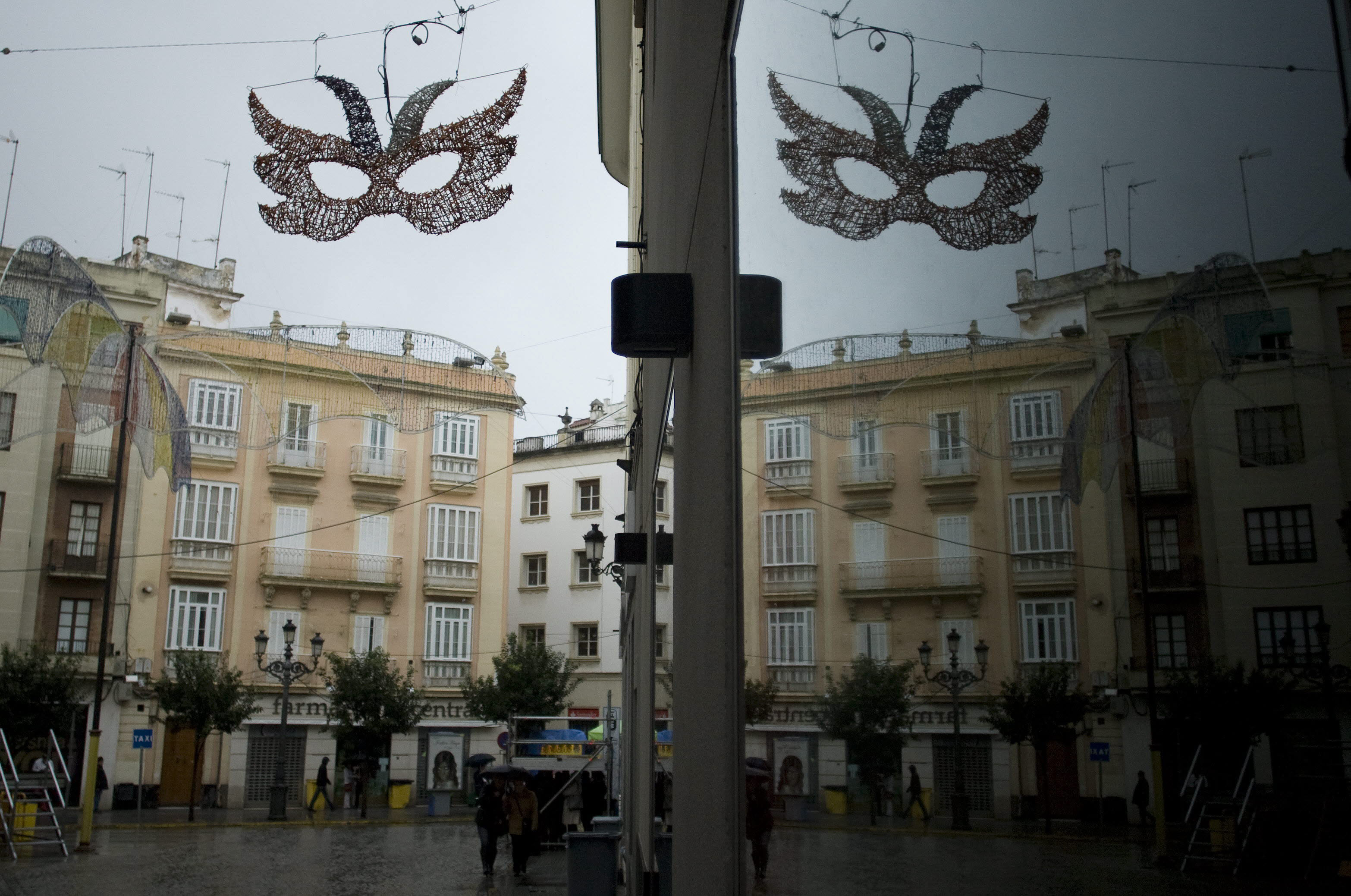 El mal tiempo amenaza el primer fin de semana de Carnaval de Cádiz
