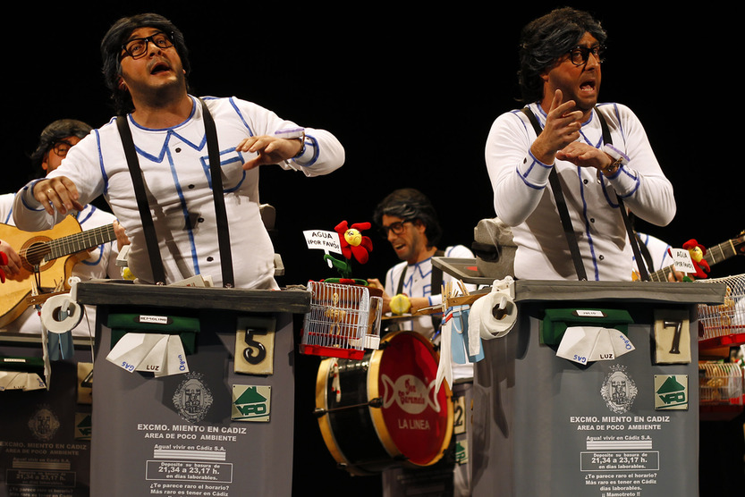 'Los recortaos' rescatan el humor más canalla