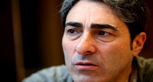 Antonio Martínez Ares analiza el paso de la comparsa 'El Perro andaluz' por el Carnaval de Cádiz 2018