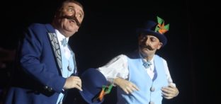 Imagen del COAC 2019 en el Carnaval de Cádiz. El tango se escribe con tiza