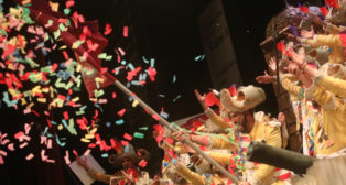 Coro Los batallitas en el COAC 2019