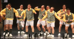 Chirigota Los morosos.