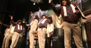Los quemasangre en cuartos.